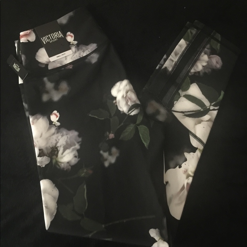 NWT Victoria’s Secret leggings
